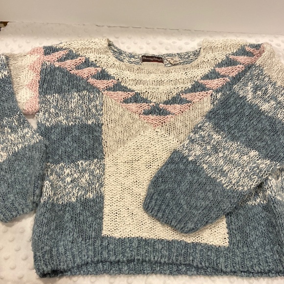 Vintage Thoroughbreds by Pronto Hand Knitted Crop Sweater - Picture 1 of 8